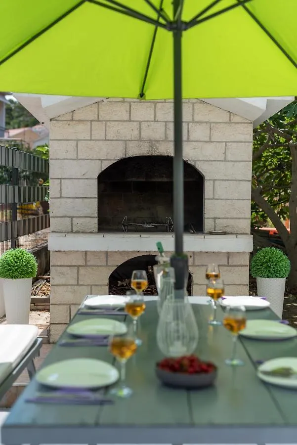 Apartments Bozan Trogir
