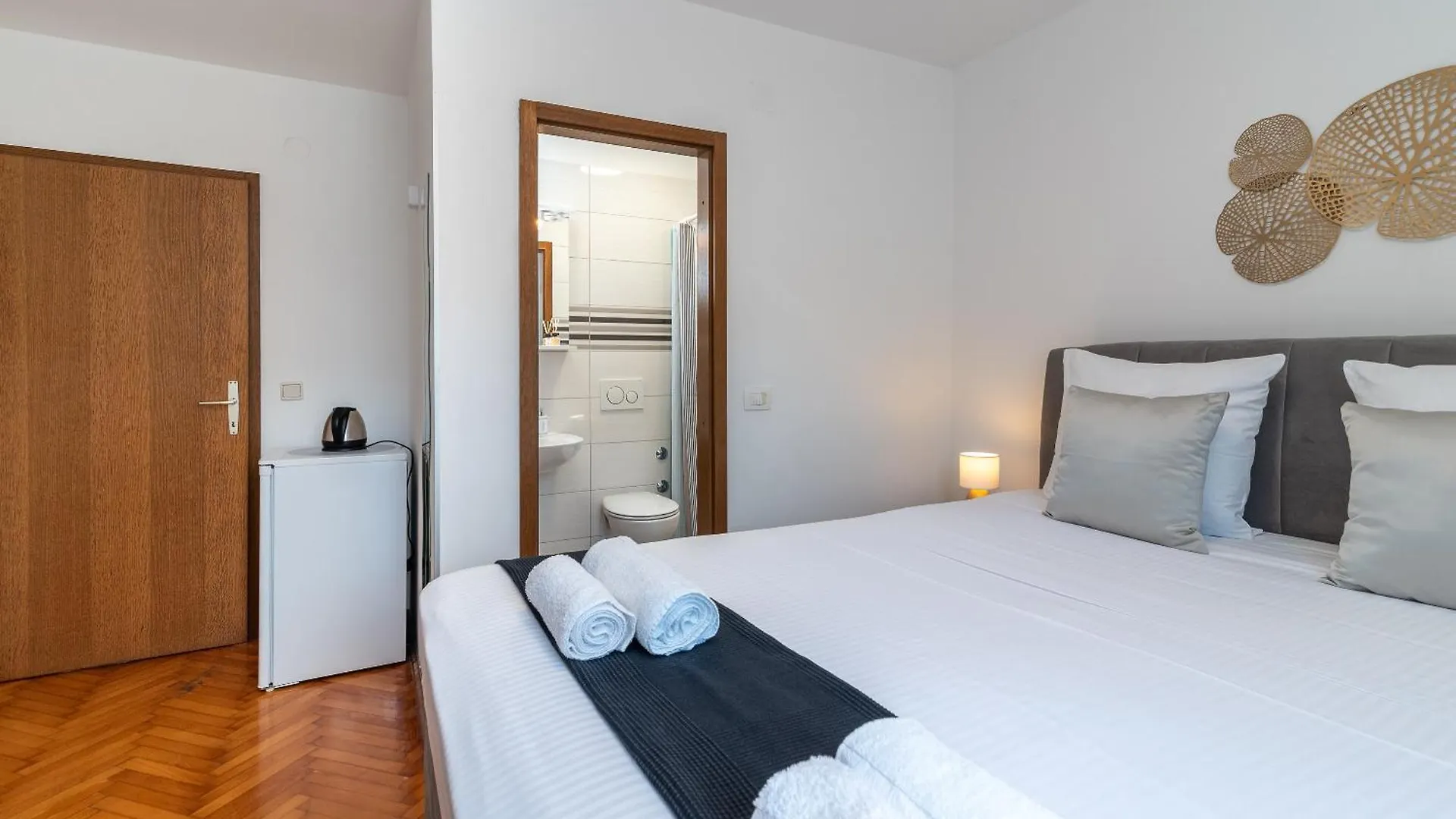 Apartments Bozan Trogir